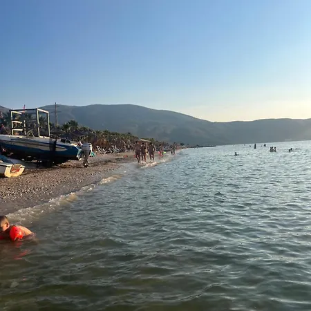 Riviera Al شقة